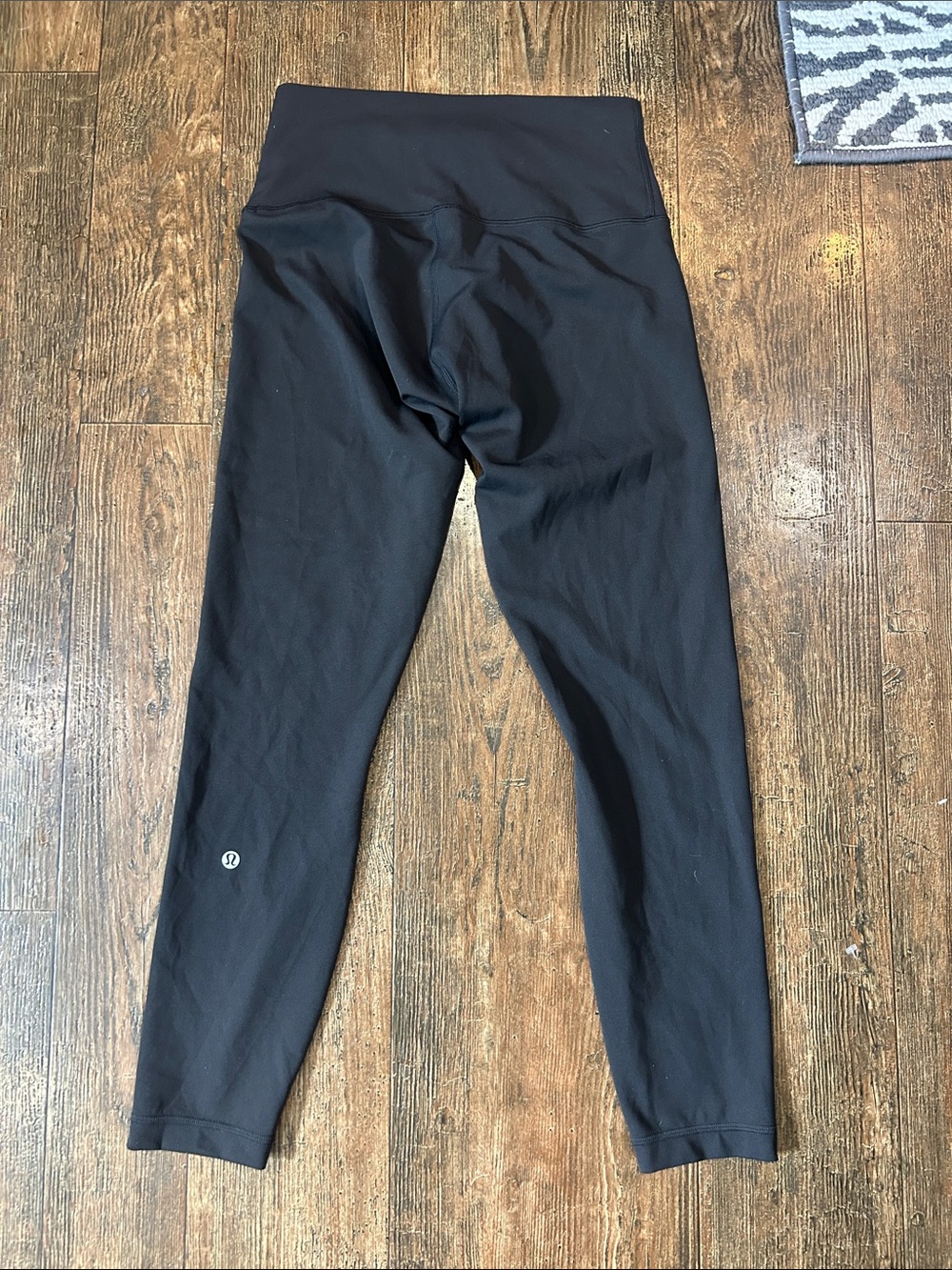 lululemon athletica Black High-Rise Wunder trains 25 in EUC - Picture 2 of 4